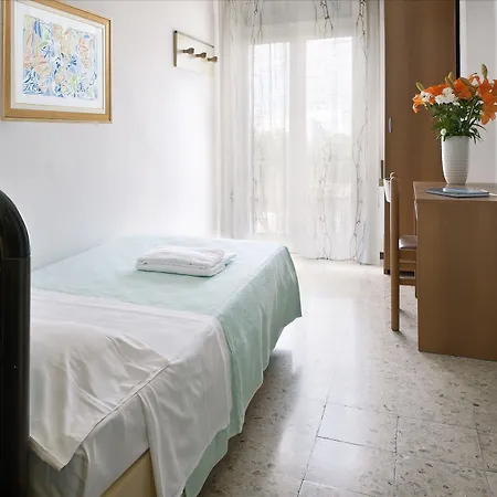 Tritone Jesolo Lido Szálloda