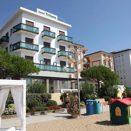 Tritone Jesolo Lido Szálloda 2*