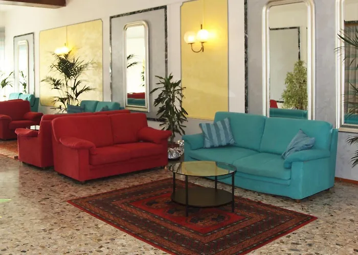 Otel Tritone Jesolo Lido Venedik