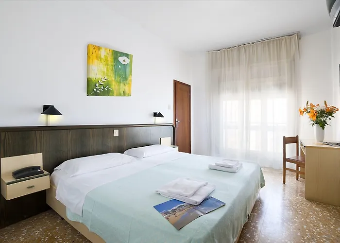 Otel Tritone Jesolo Lido Venedik