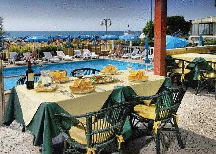 Tritone Jesolo Lido Otel Venedik